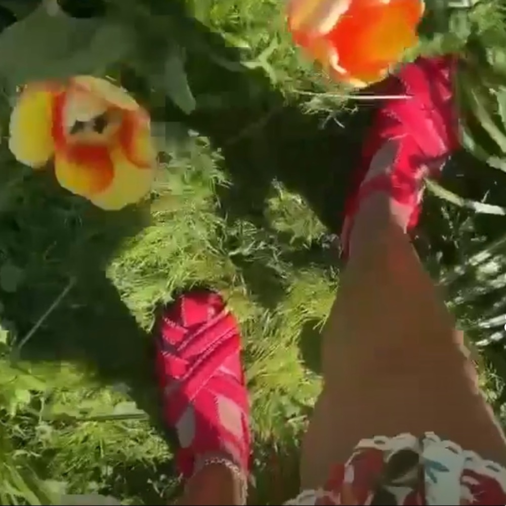FARM Rio Red Zigzag Sandals - Picture 10 of 12